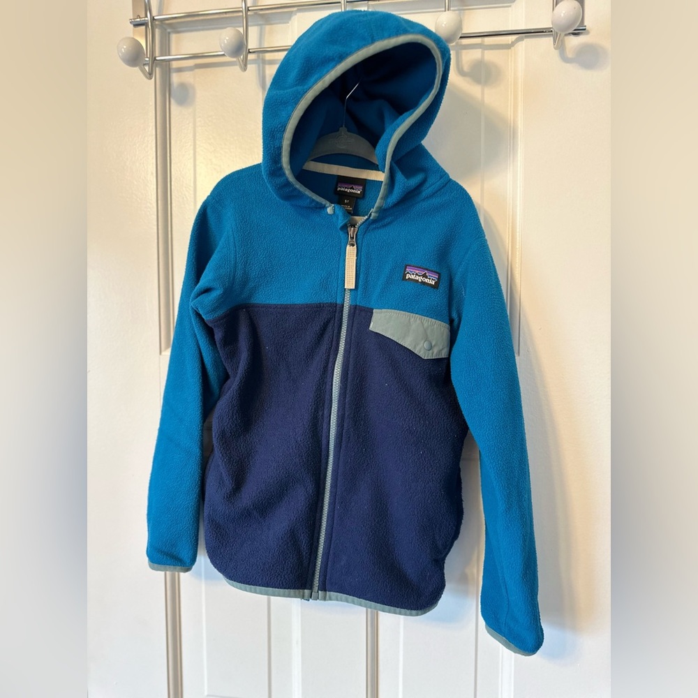 Patagonia Fleece w Hood. 5T